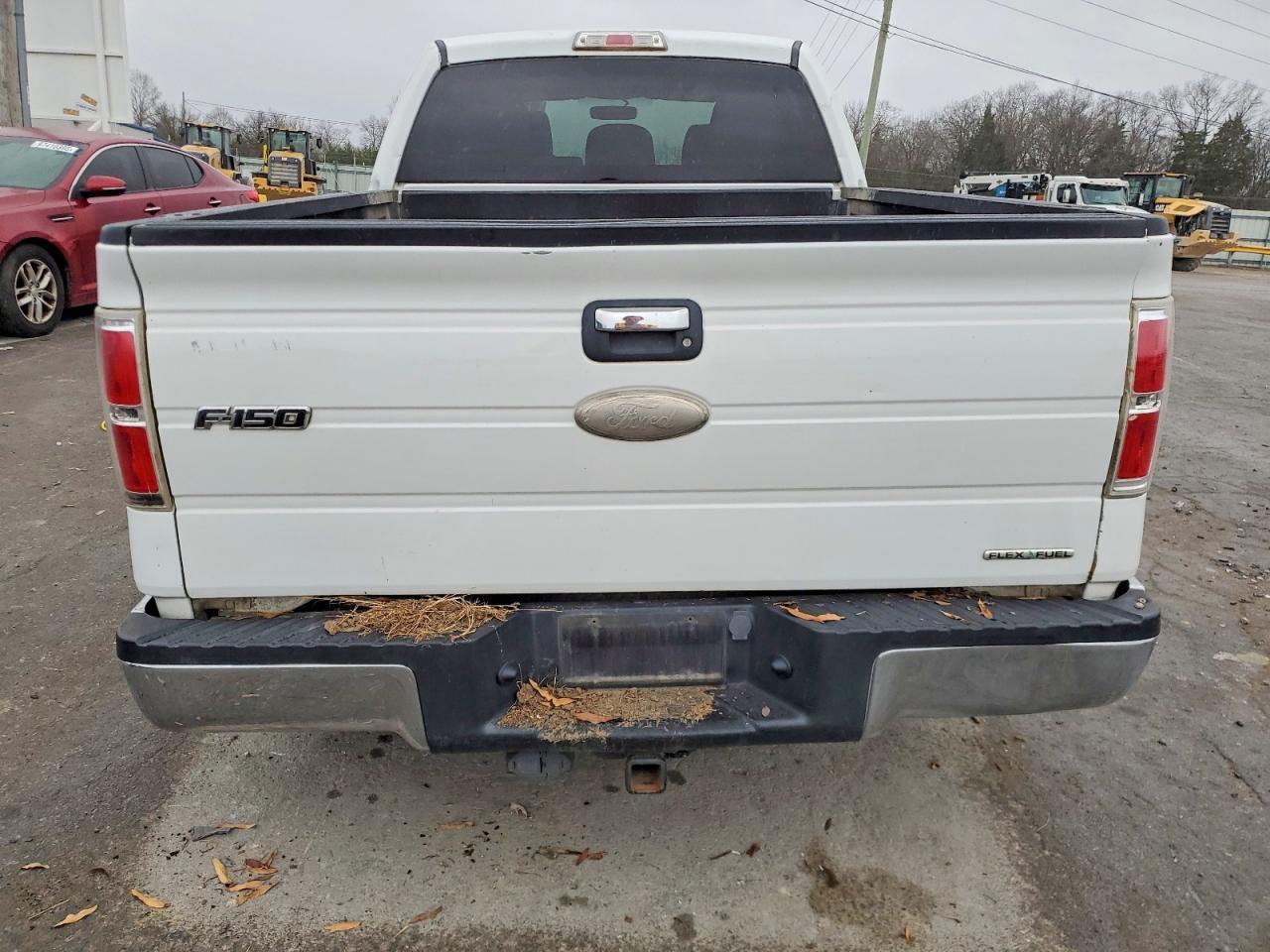 2011 Ford F150 Supercrew - Image 6