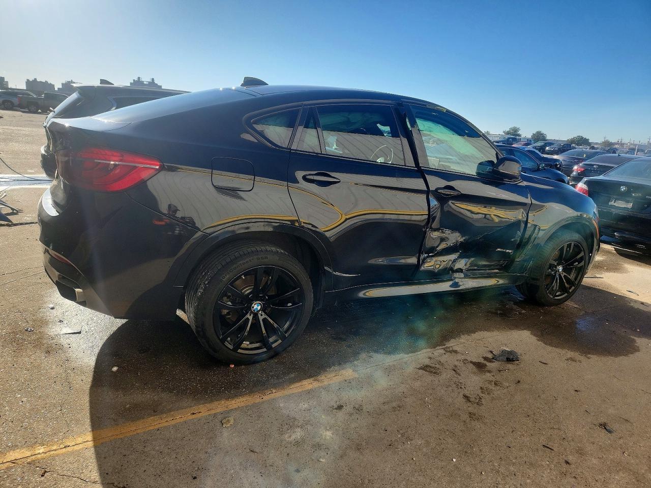 2017 BMW X6 xDrive35I - Фото 3