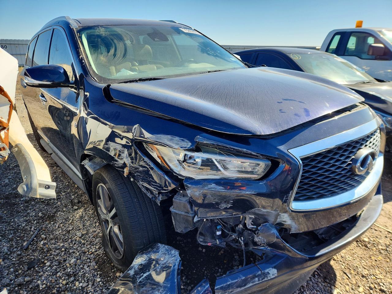 2019 Infiniti Qx60 Luxe - Image 4