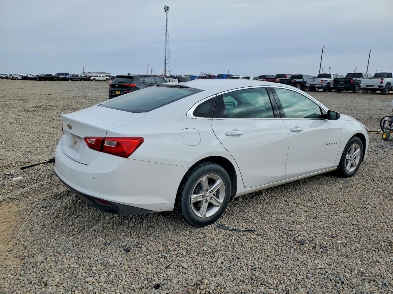 2024 Chevrolet Malibu Ls - Image 3