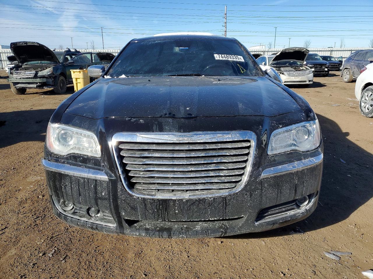 2013 Chrysler 300C - Image 5