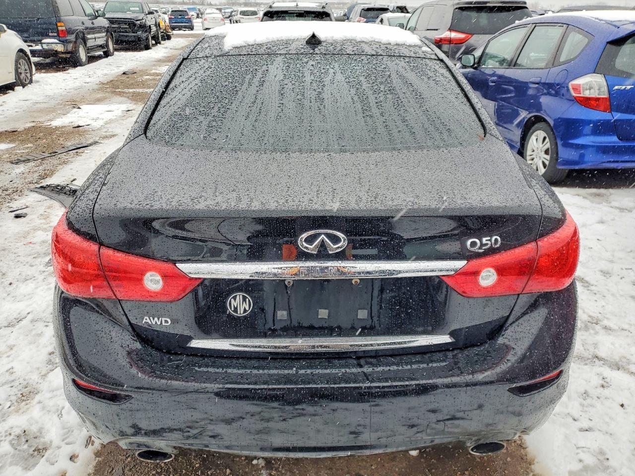 2015 Infiniti Q50 Premium - Image 6