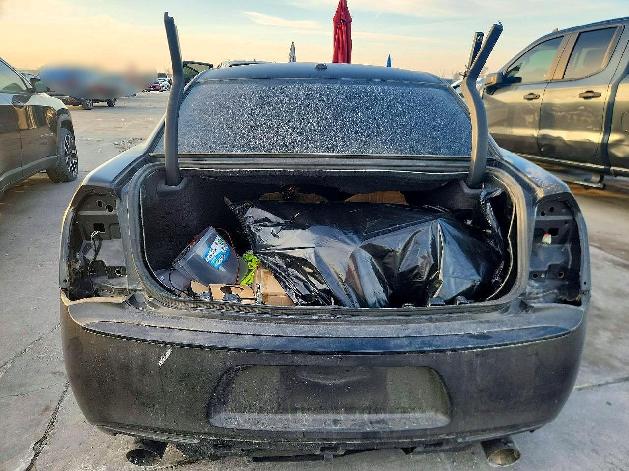 2011 Chrysler 300C - Фото 6