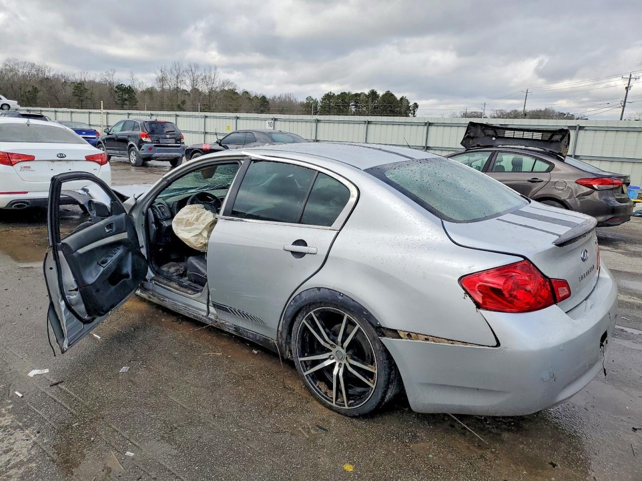 2007 Infiniti G35 - Image 2