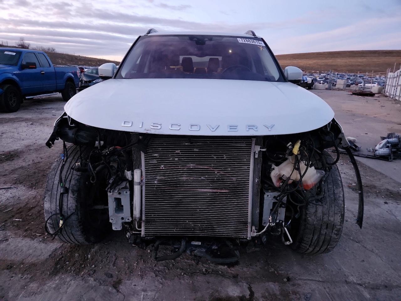 2017 Land Rover Discovery Hse Luxury - Image 5