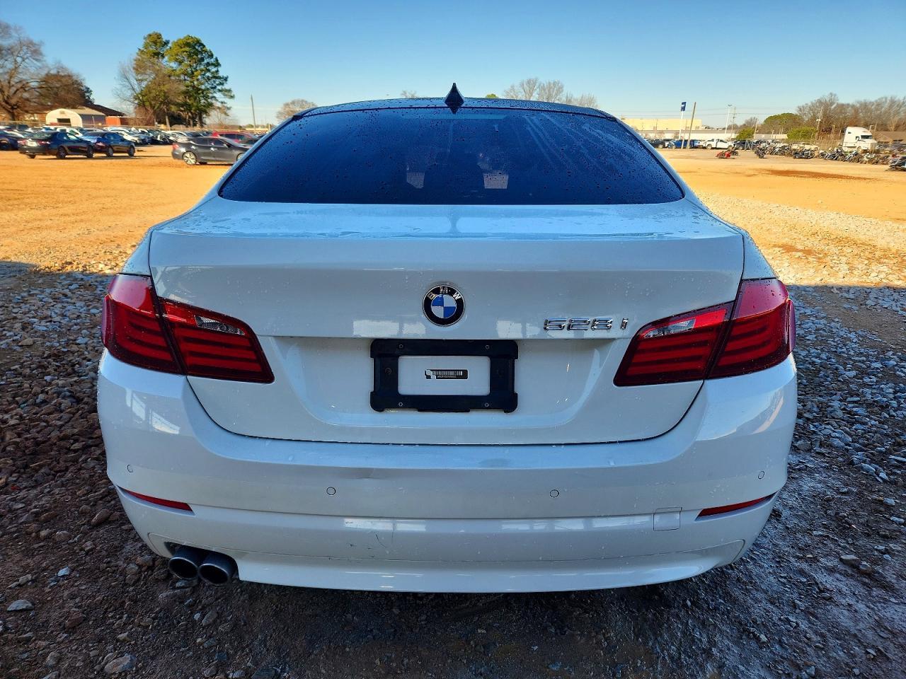 2011 BMW 528 I - Фото 6