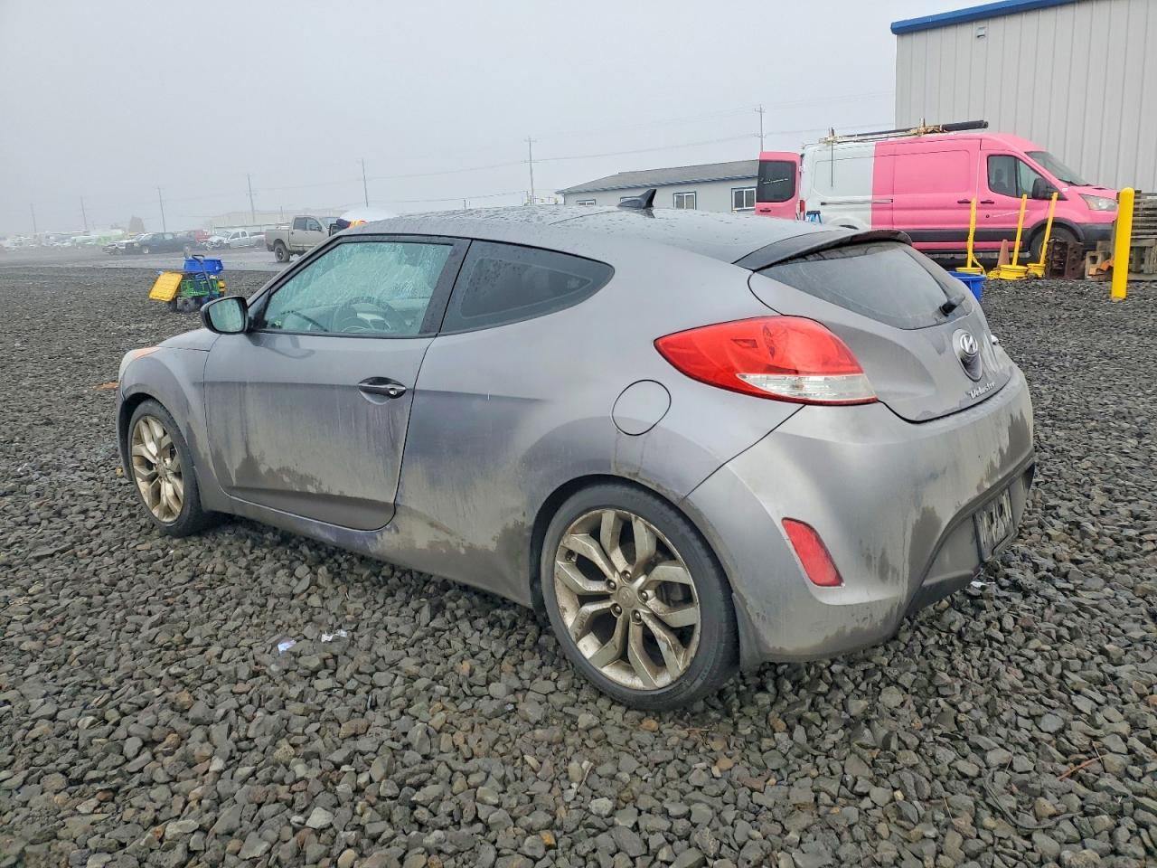 2012 Hyundai Veloster - Фото 2