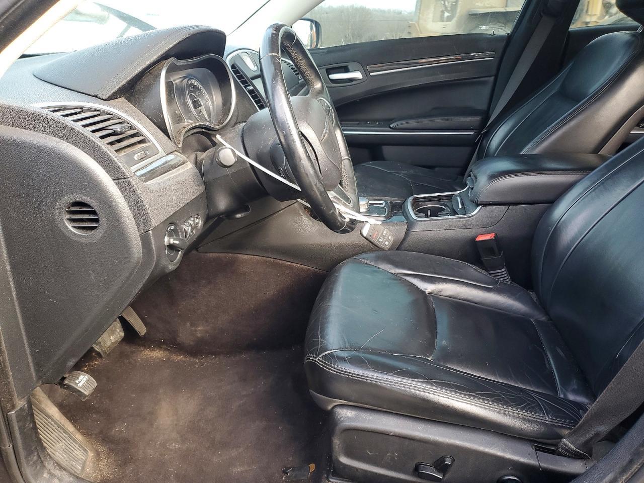 2017 Chrysler 300 Limited - Фото 7