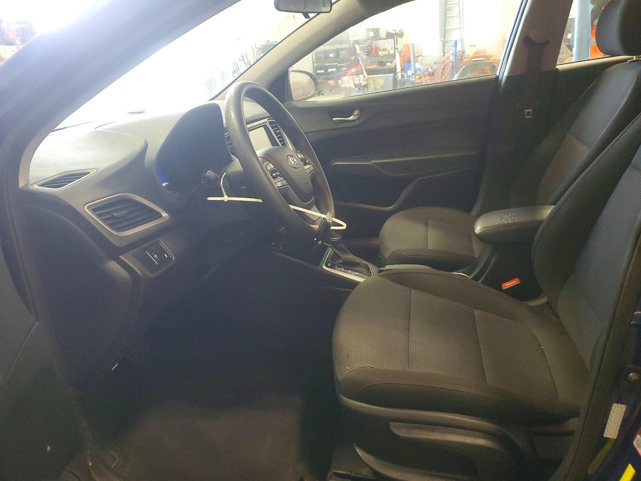 2022 Hyundai Accent Sel - Image 7