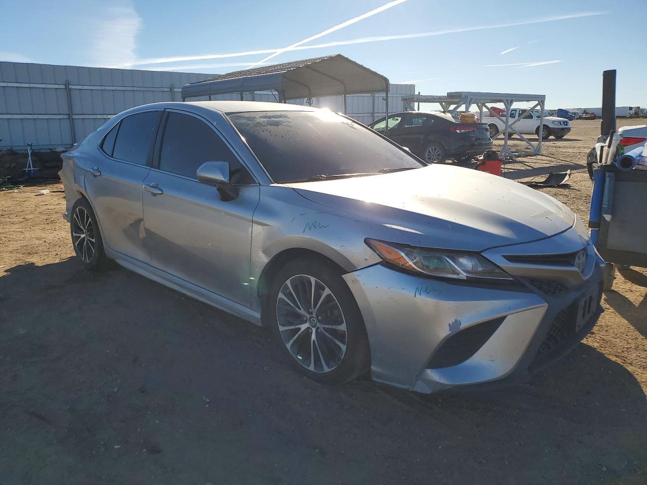 2018 Toyota Camry L - Фото 4