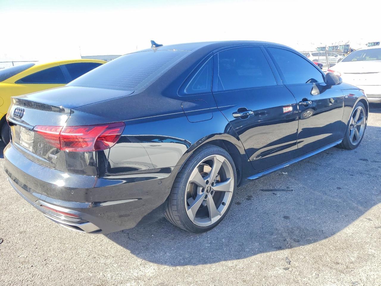 2021 Audi A4 Prestige 45 - Фото 3