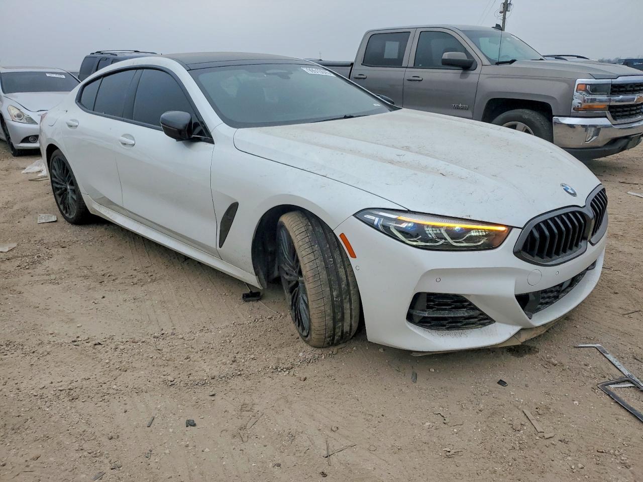2022 BMW M850Xi - Image 4