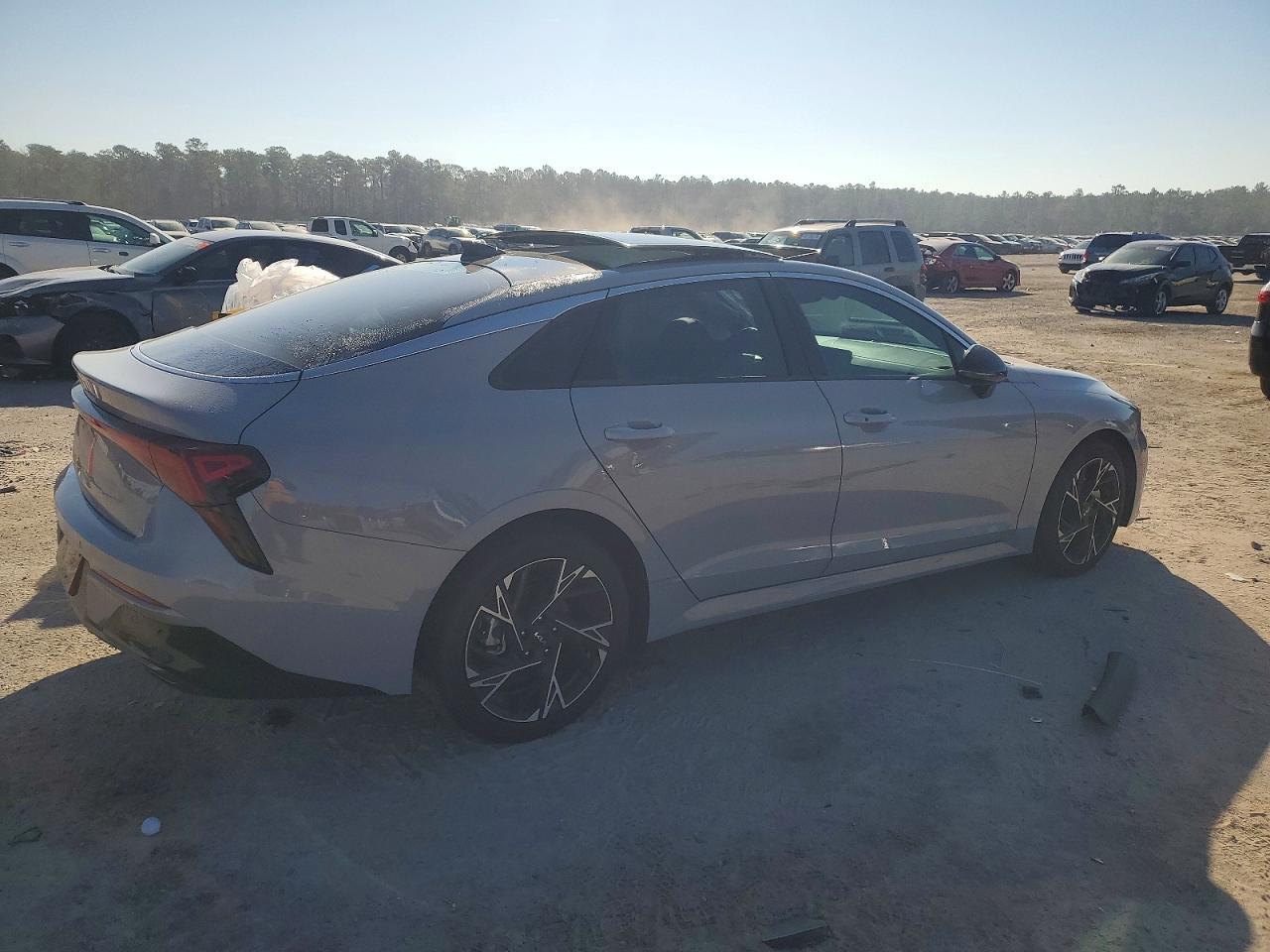 2025 Kia K5 Gt Line - Фото 3