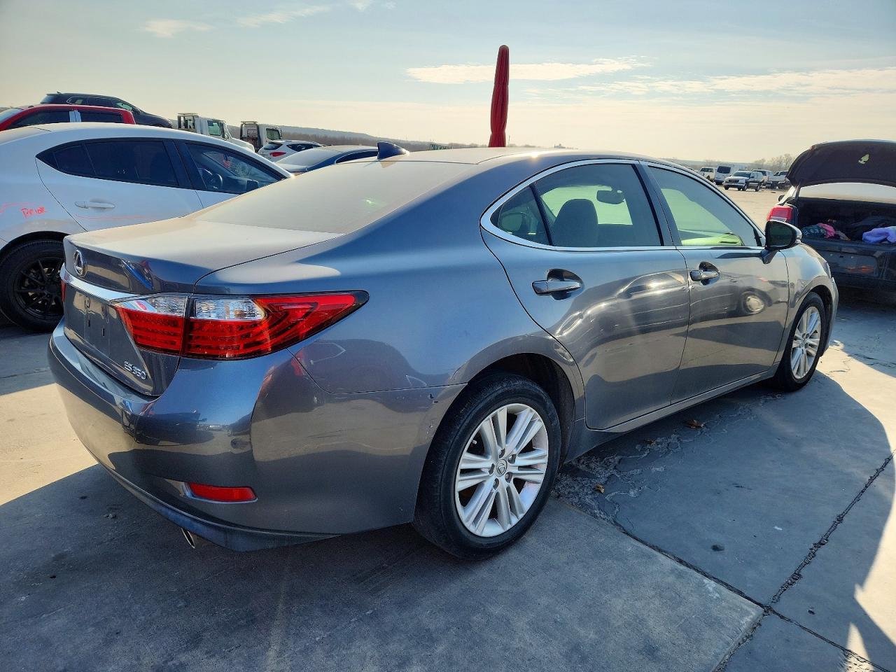 2015 Lexus Es 350 Base - Фото 3