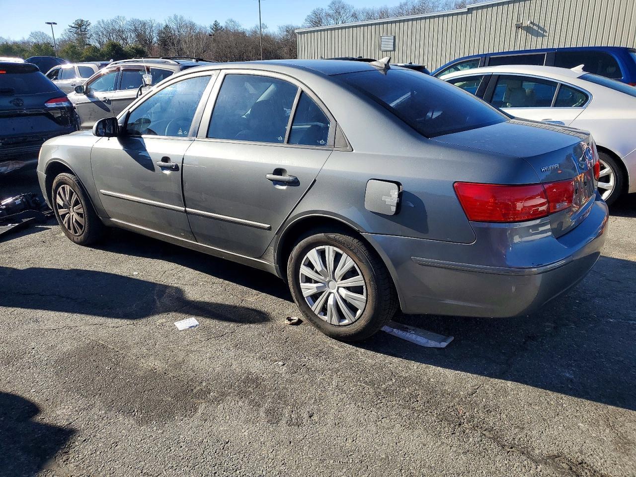2009 Hyundai Sonata Gls - Image 2