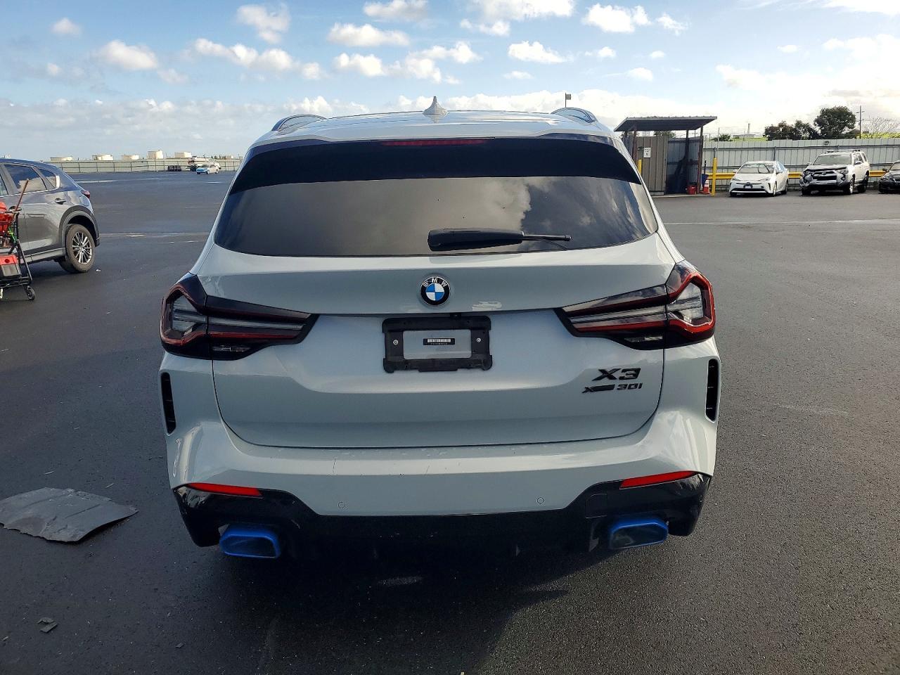 2022 BMW X3 xDrive30I - Image 6