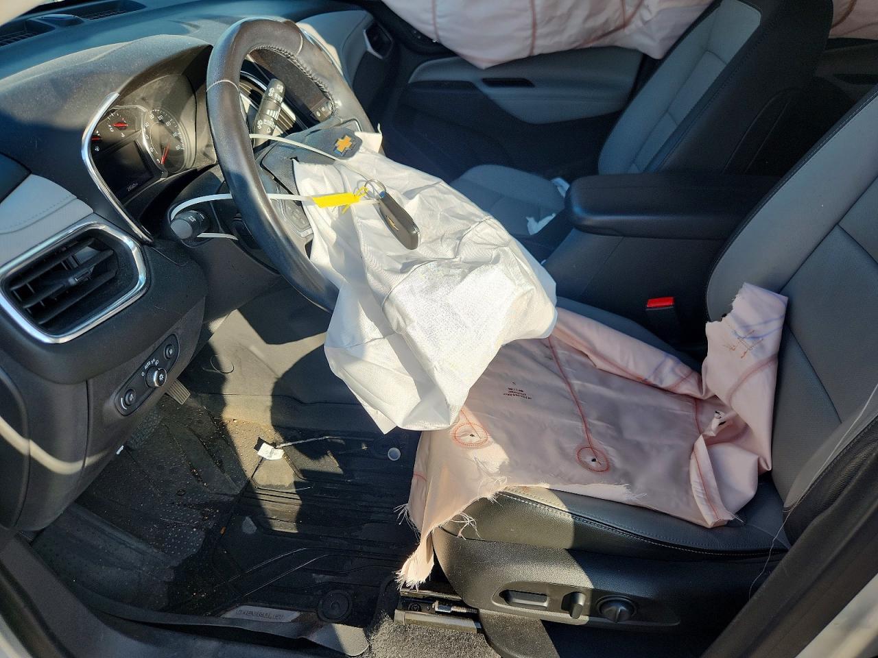 2020 Chevrolet Equinox Premier - Image 7