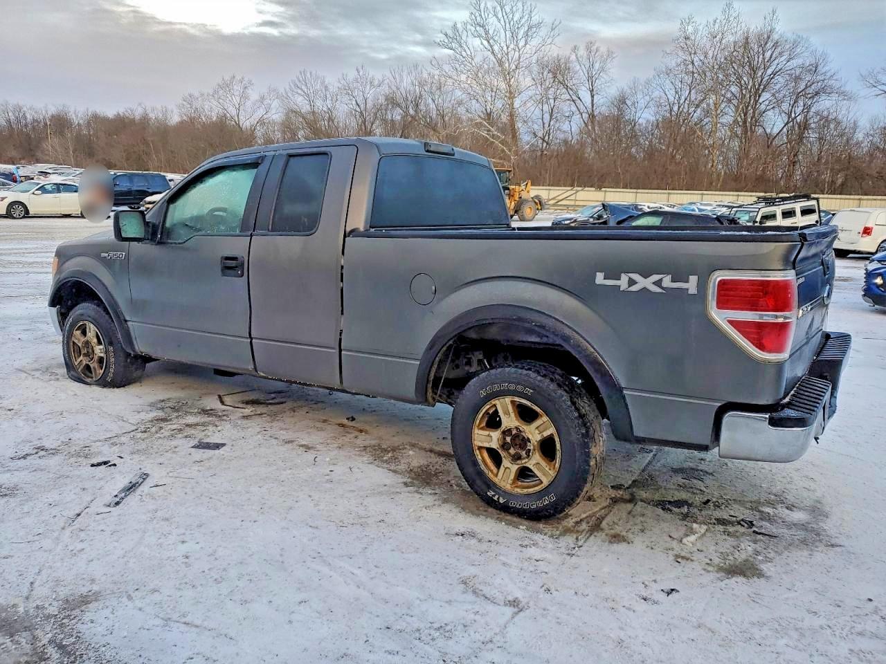 2009 Ford F150 Super Cab - Image 2