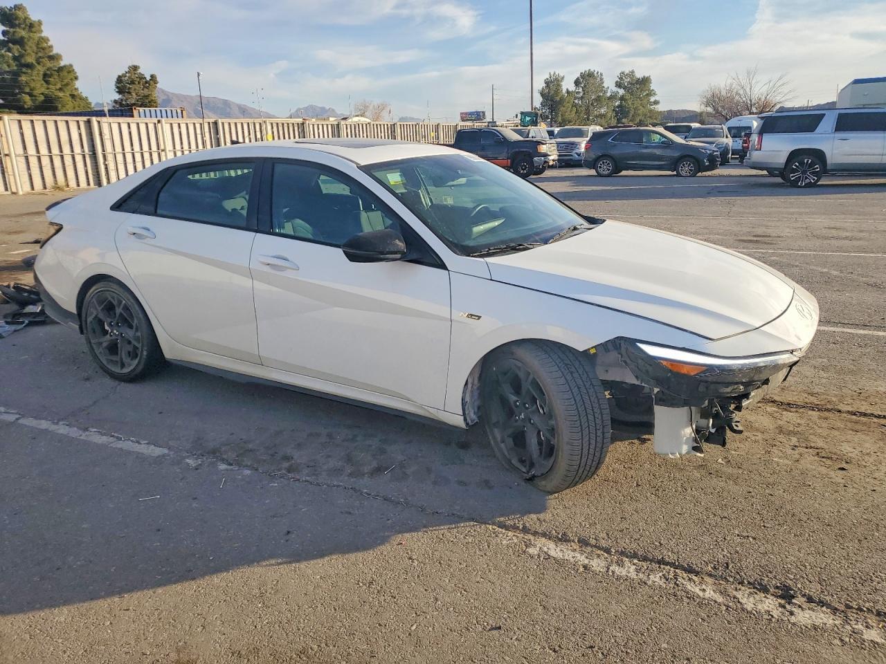 2025 Hyundai Elantra N Line - Image 4