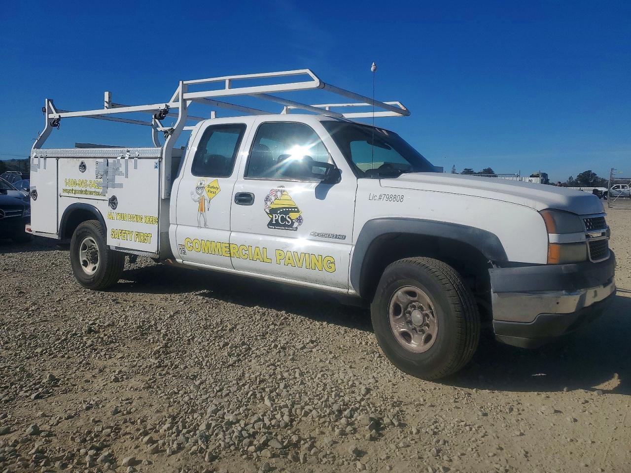 2006 Chevrolet Silverado Utility / Service Truck - Фото 4