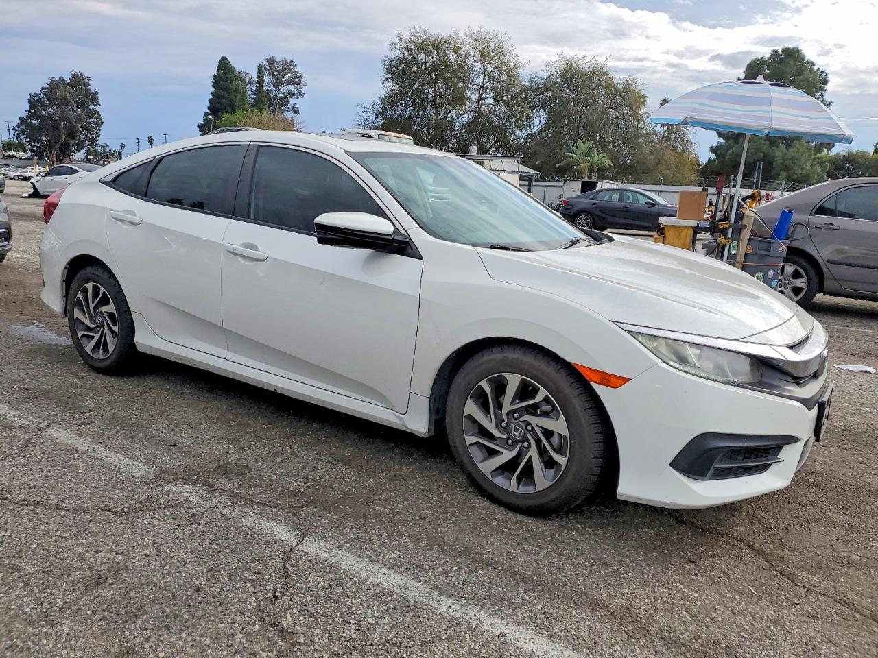 2017 Honda Civic Ex - Фото 4