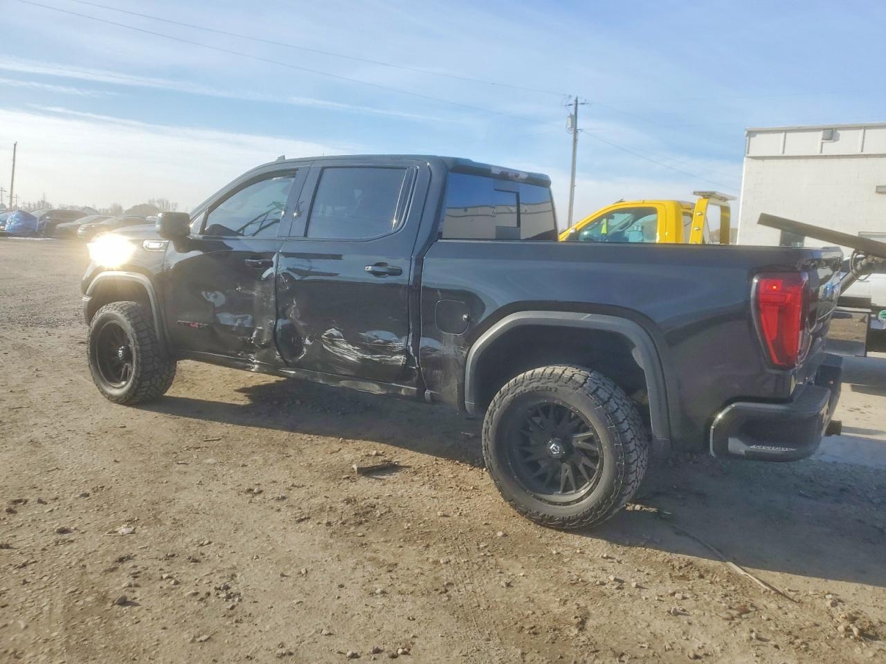 2024 GMC Sierra K1500 At4X - Фото 2
