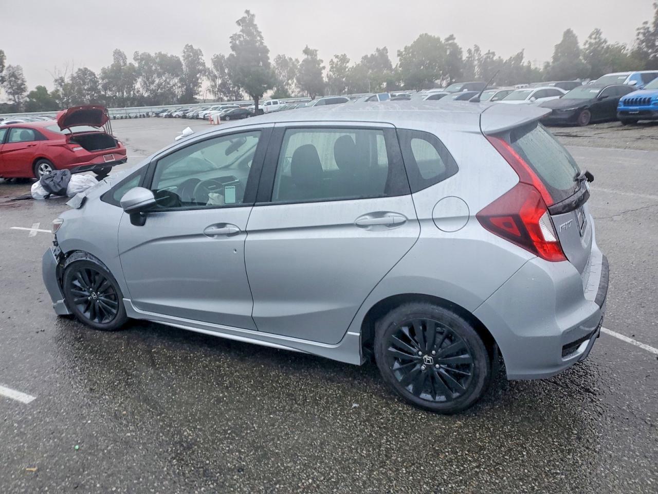 2018 Honda Fit Sport - Фото 2