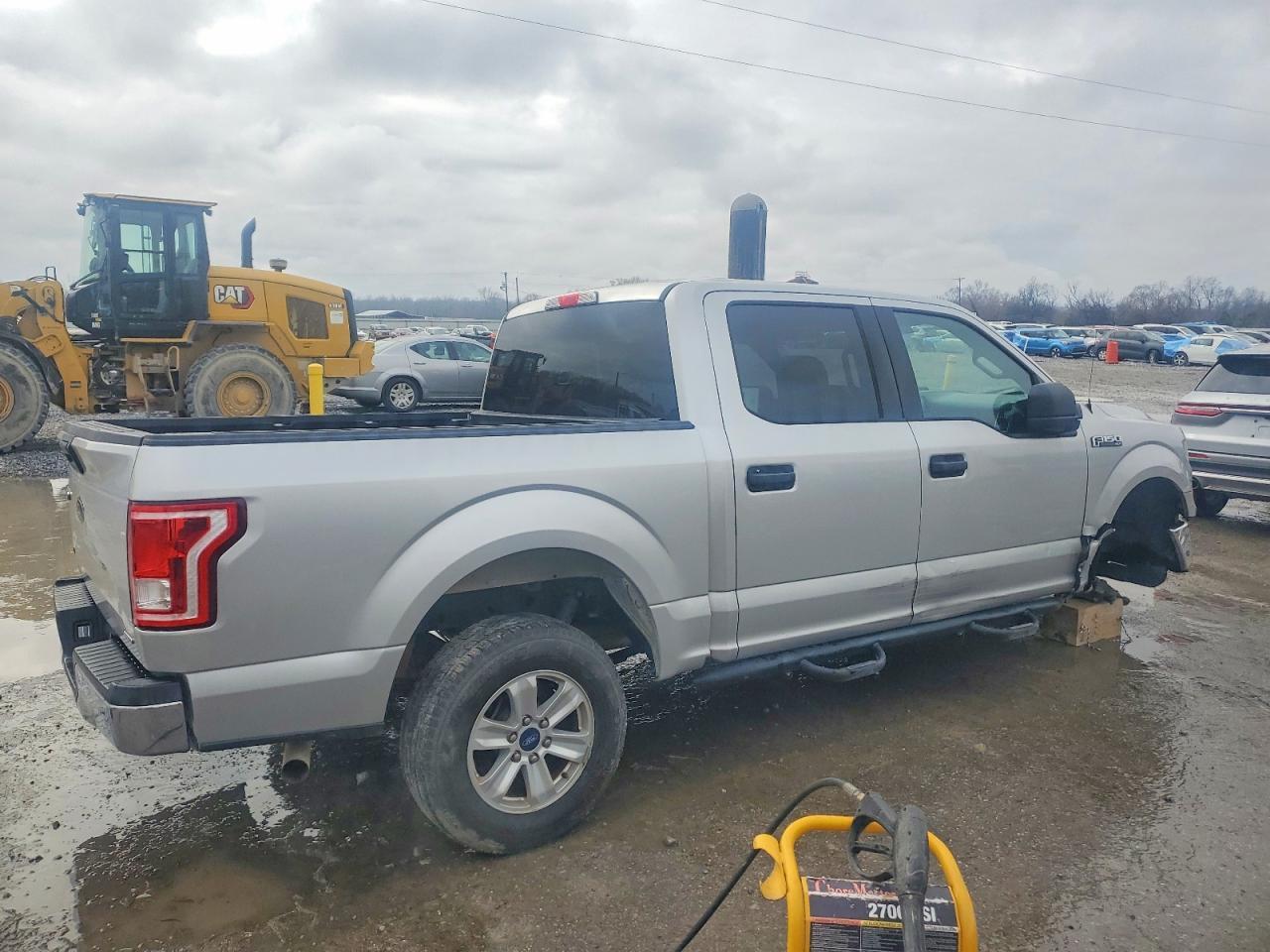 2016 Ford F150 Supercrew - Image 3