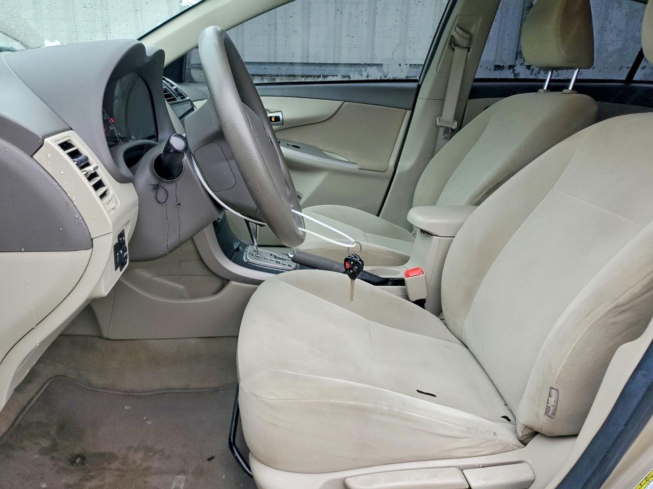 2010 Toyota Corolla Le - Image 7