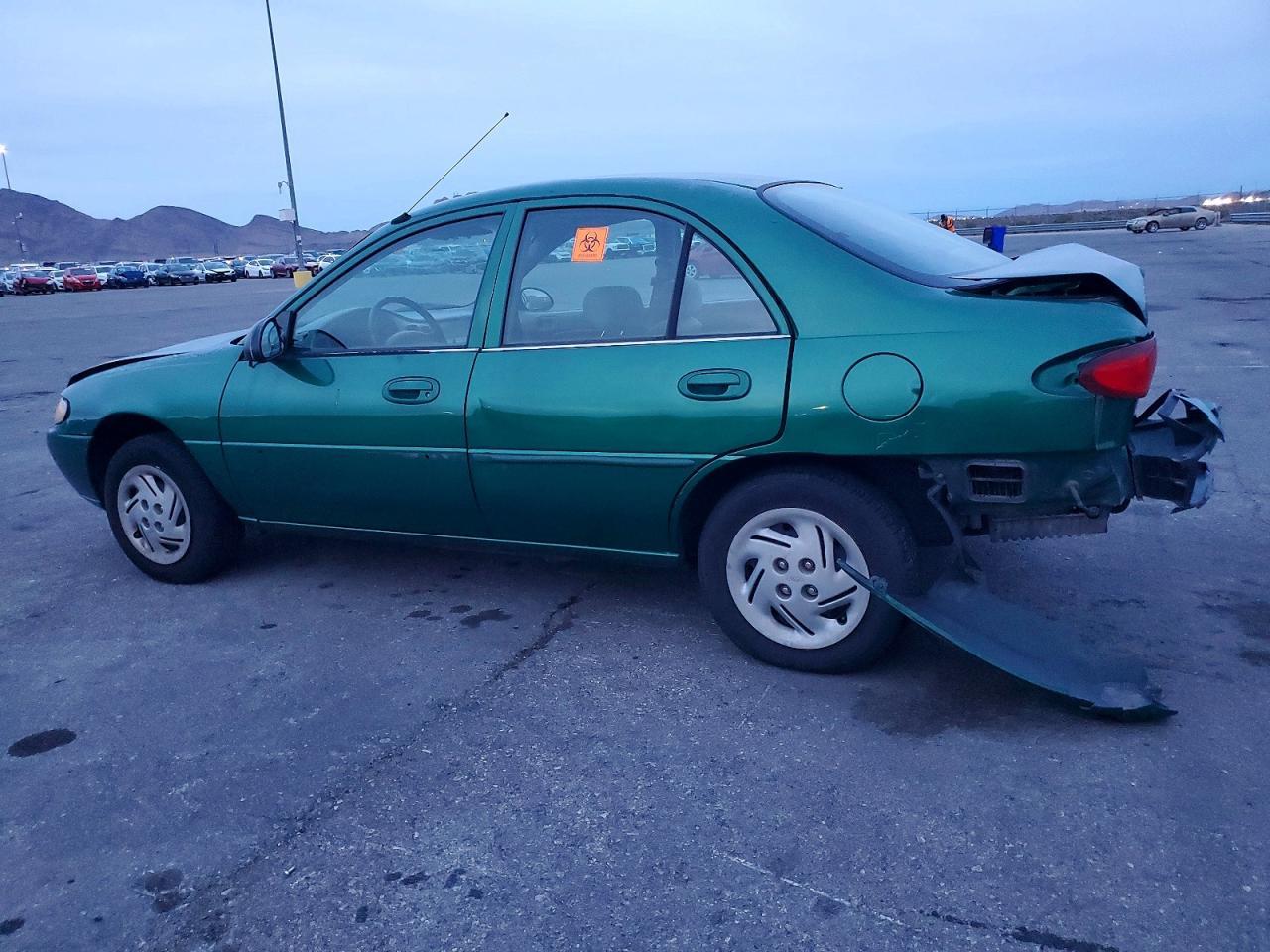 2002 Ford Escort - Image 2