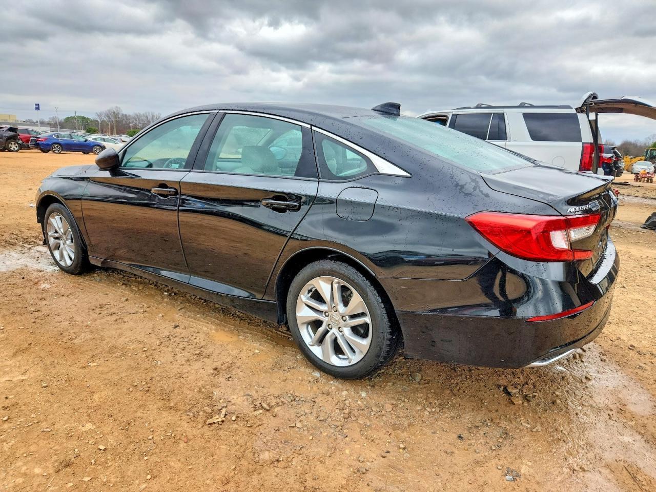 2018 Honda Accord Lx - Фото 2