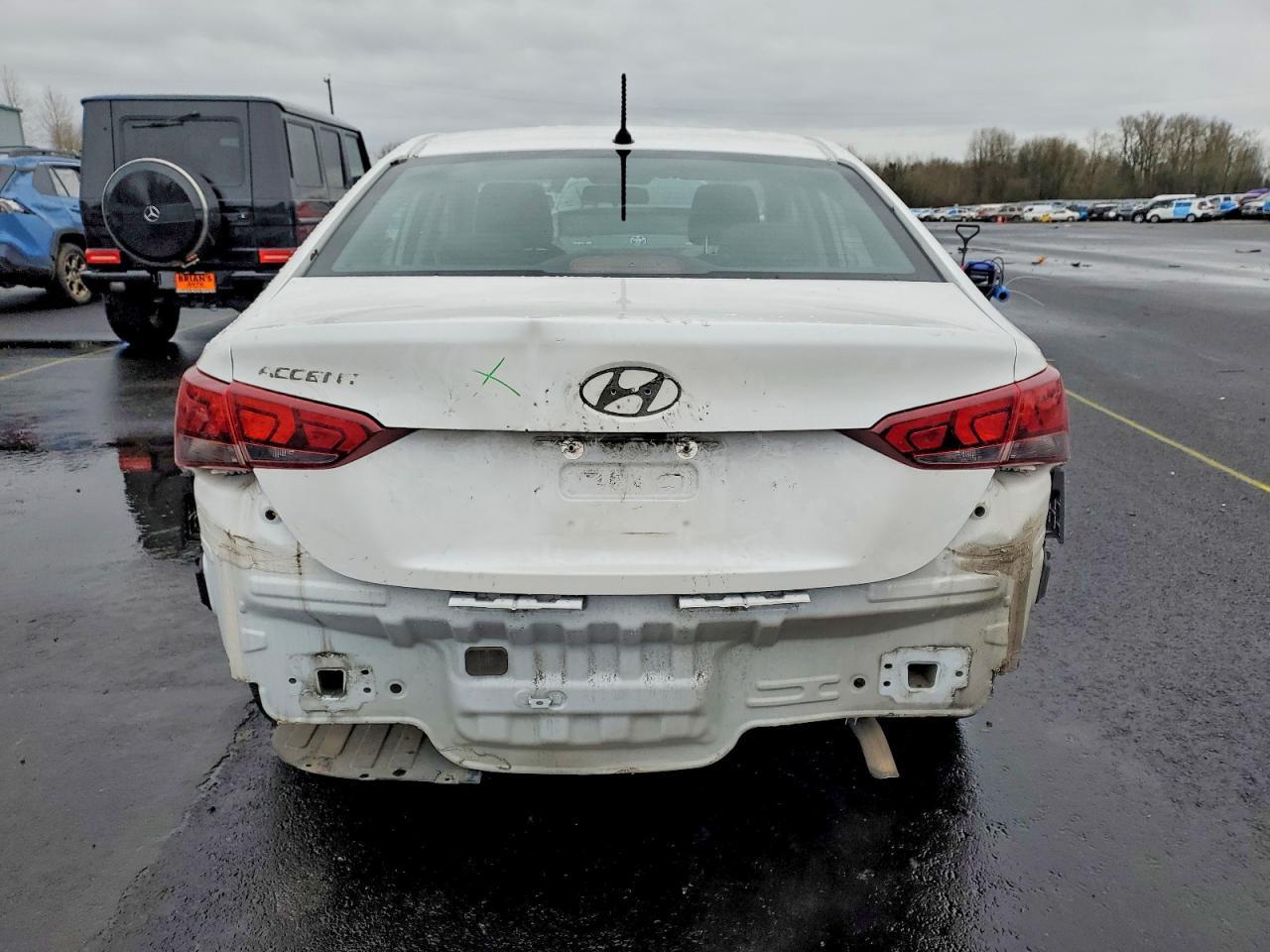 2022 Hyundai Accent Se - Image 6
