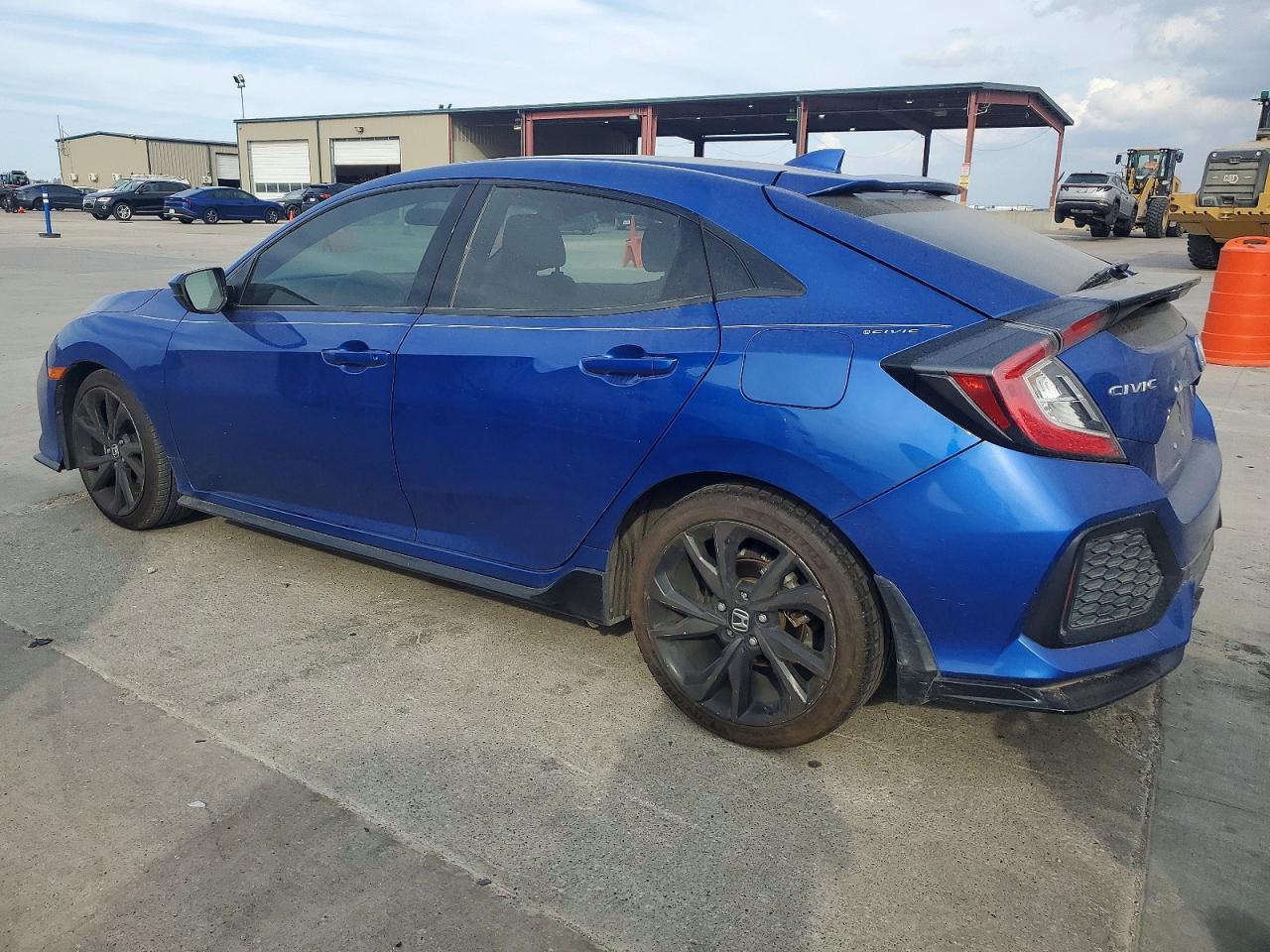 2018 Honda Civic Sport - Фото 2