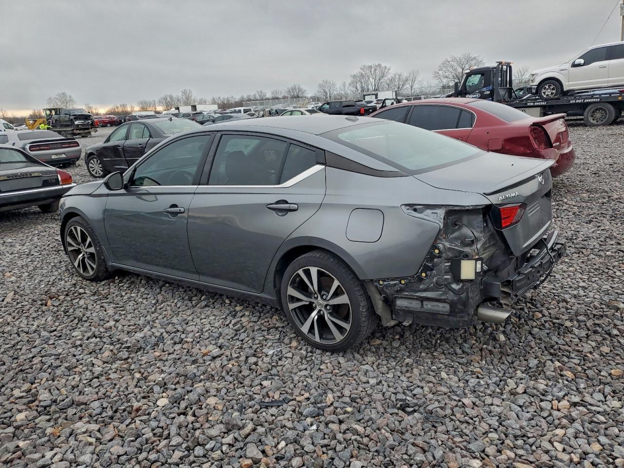 2020 Nissan Altima Sr - Image 2