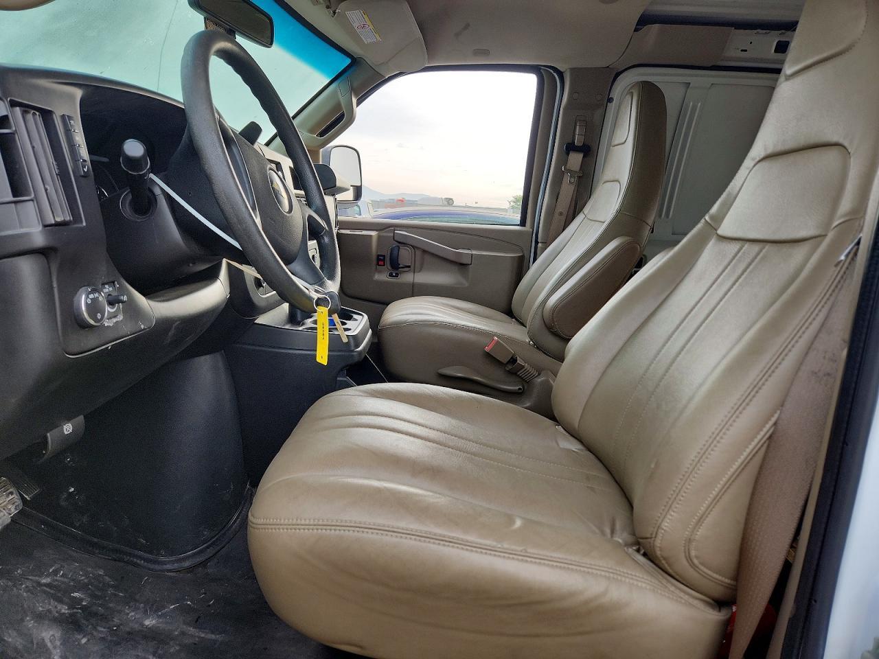 2019 Chevrolet Express G2500 Utility / Service Van - Image 7