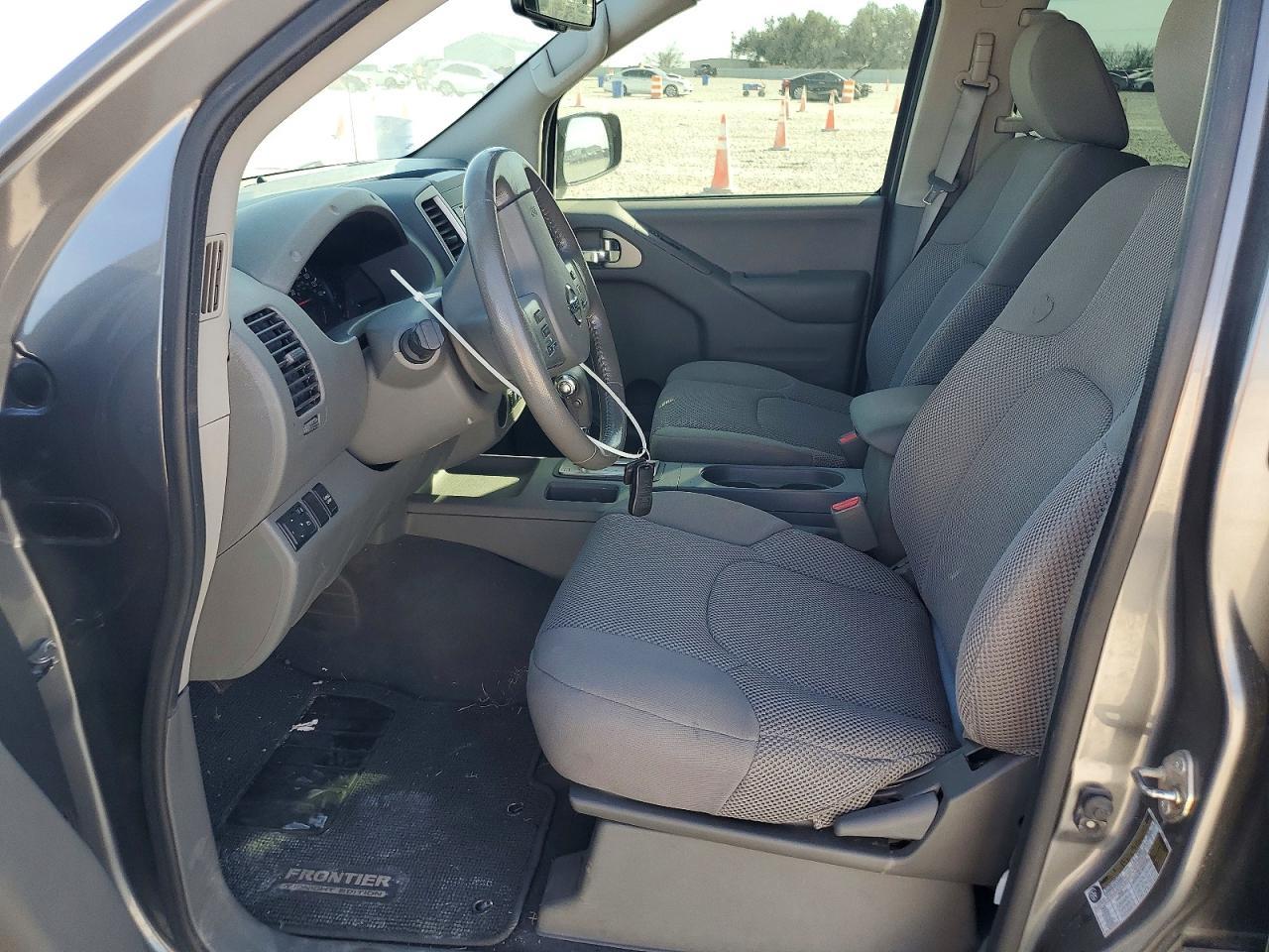 2019 Nissan Frontier S - Фото 7