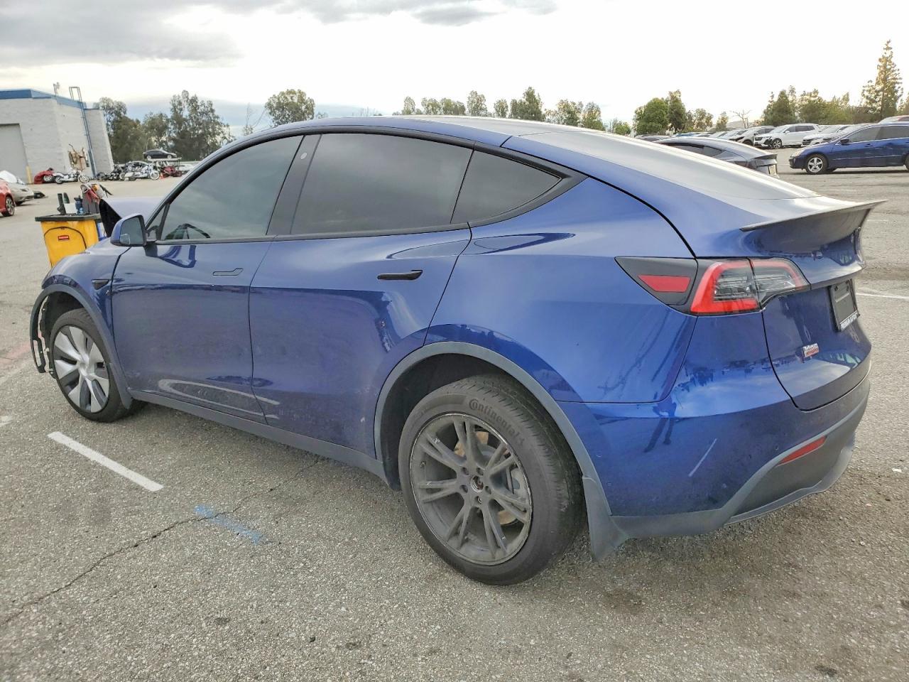 2020 Tesla Model Y - Image 2
