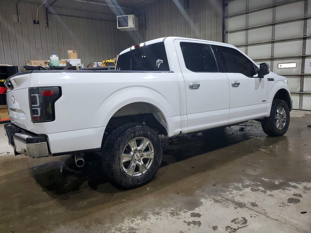 2017 Ford F150 Supercrew - Image 3