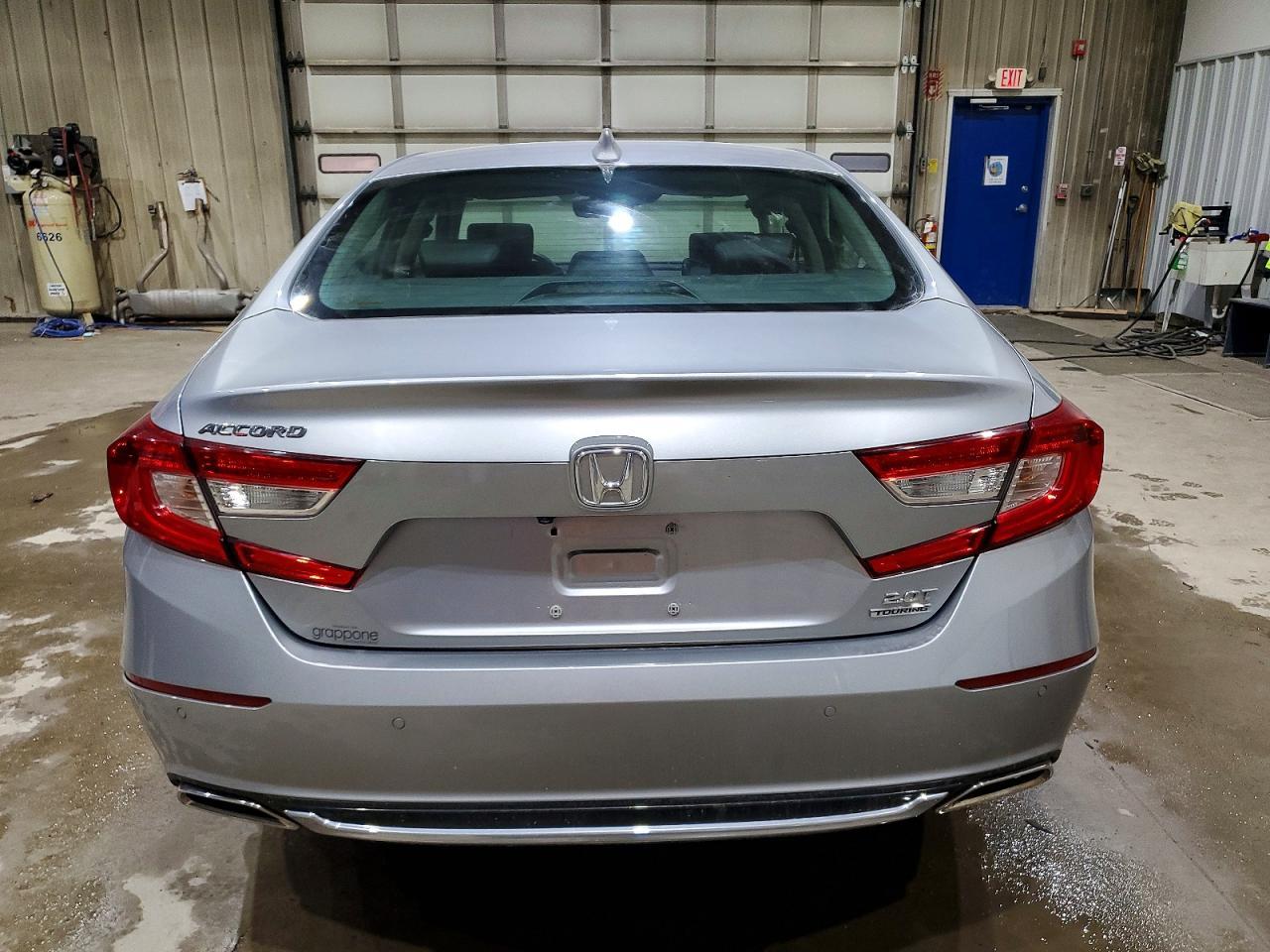 2018 Honda Accord Touring - Фото 6