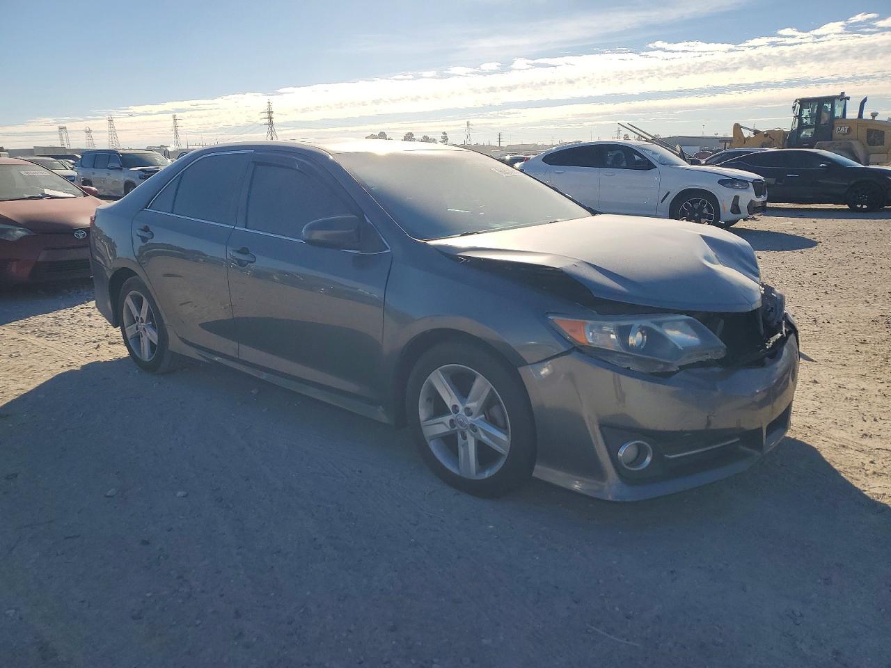 2013 Toyota Camry L - Image 4