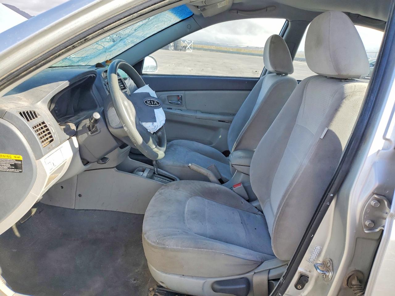 2008 Kia Spectra Ex - Image 7