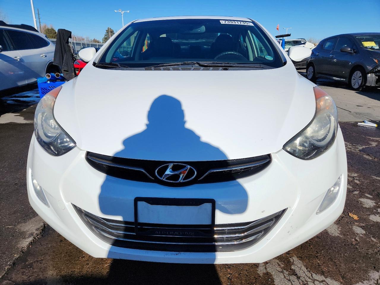 2013 Hyundai Elantra Limited - Image 5