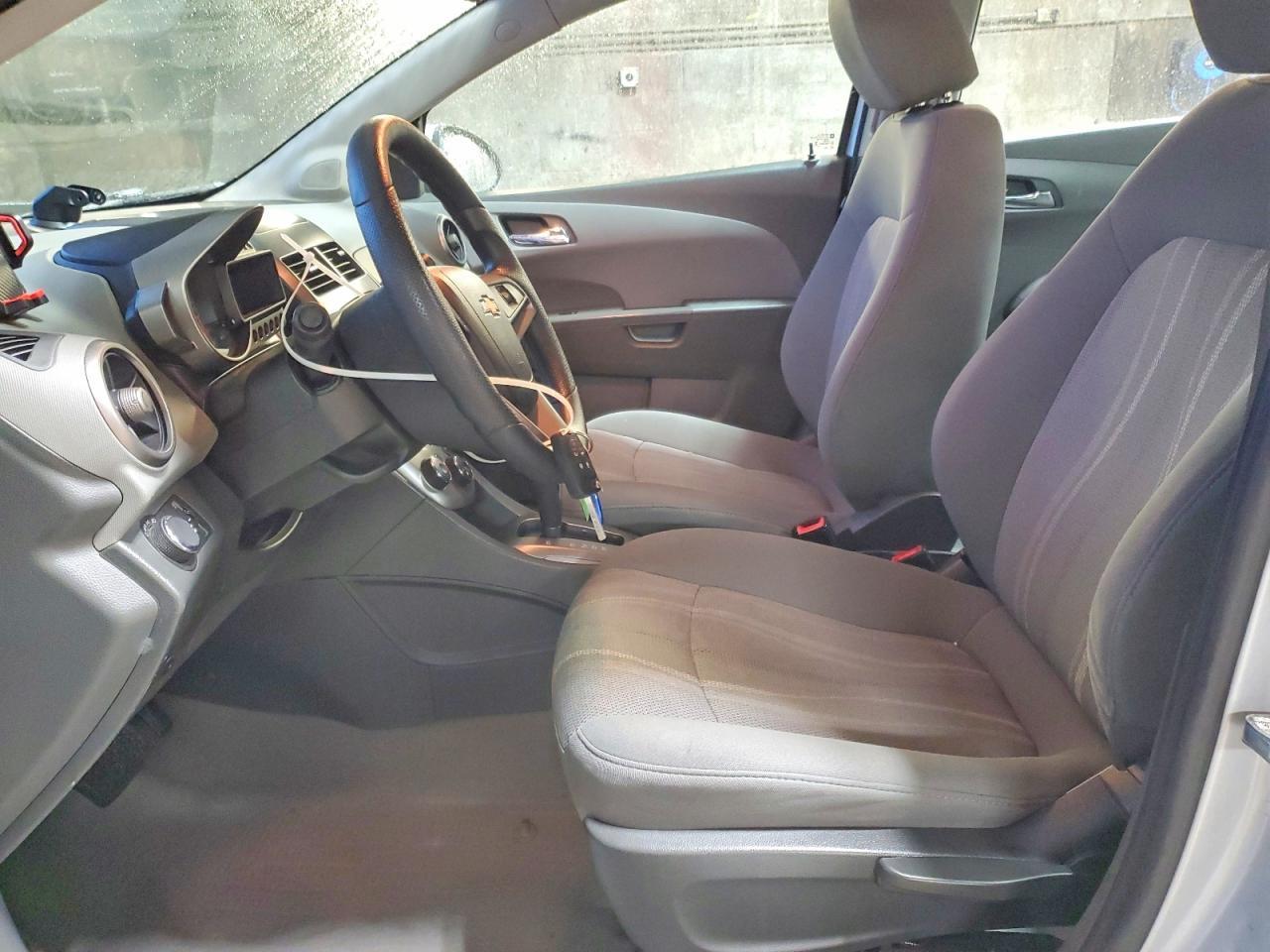 2012 Chevrolet Sonic Lt - Image 7