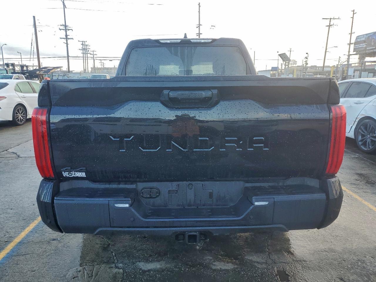 2025 Toyota Tundra Crewmax Sr - Фото 6