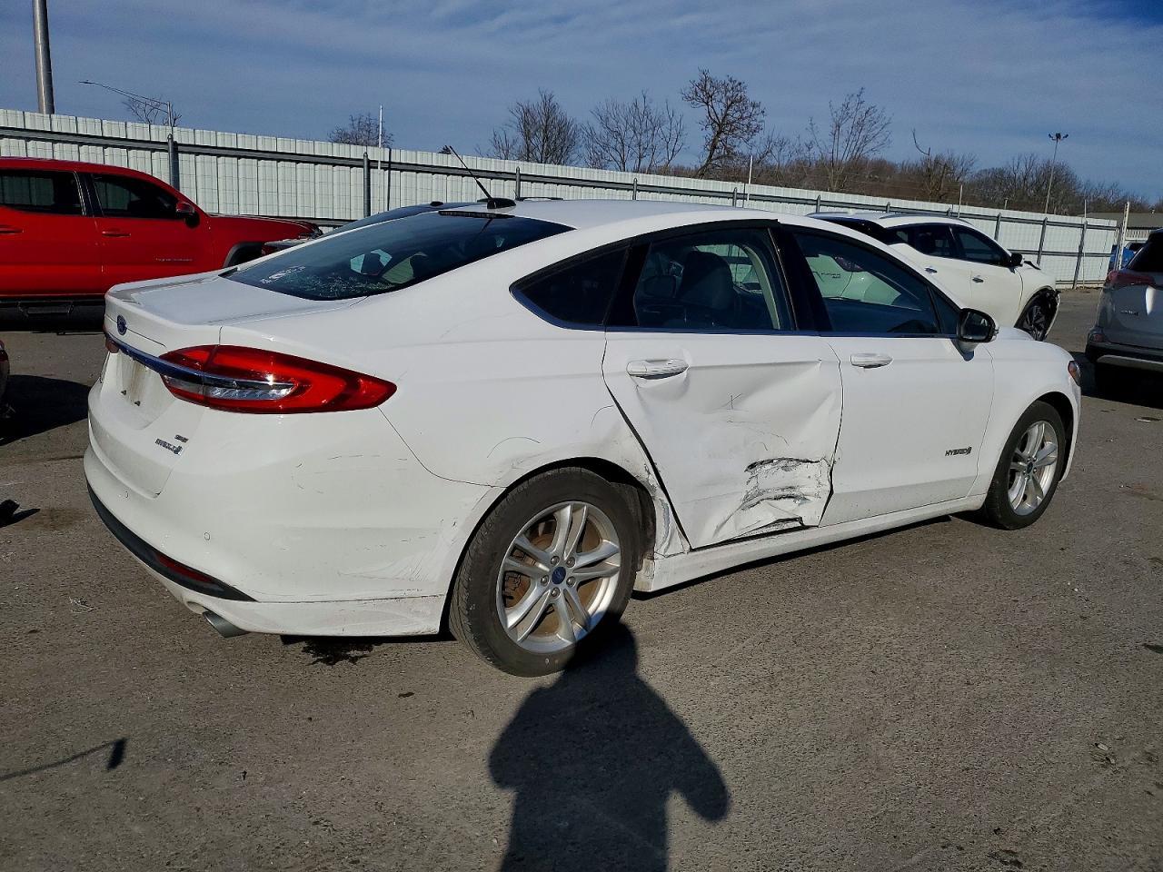 2018 Ford Fusion Se Hybrid - Image 3