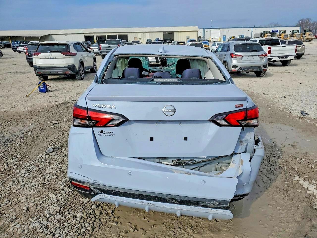 2024 Nissan Versa Sr - Фото 6