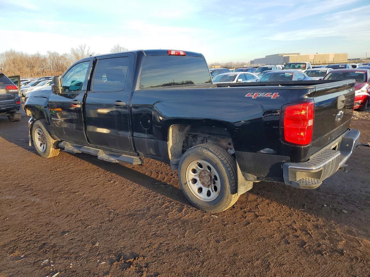 2017 Chevrolet Silverado K1500 - Image 2