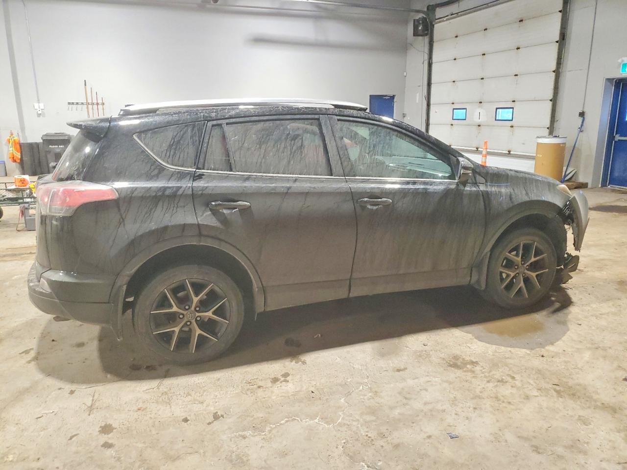 2018 Toyota Rav4 Se - Image 3