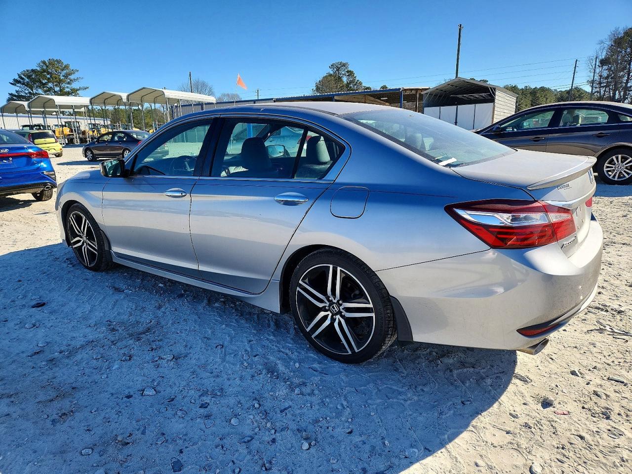 2017 Honda Accord Sport - Фото 2