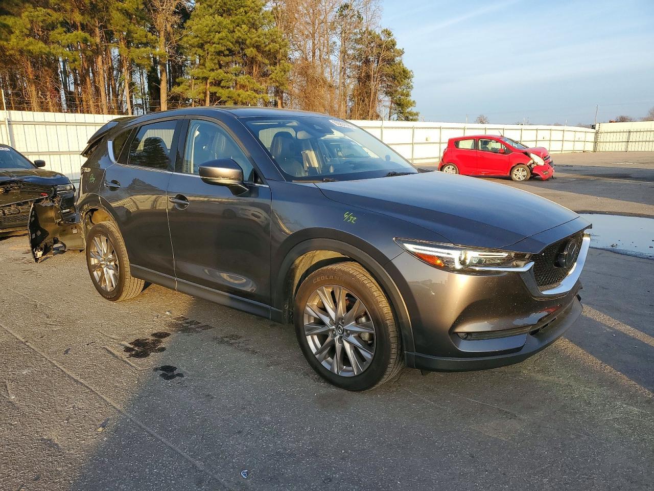 2020 Mazda Cx-5 Grand Touring - Image 4